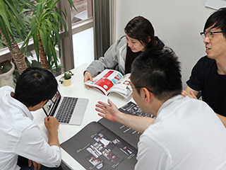 大阪 コーディングスタッフ 求人 採用情報 株式会社デザインファミリー